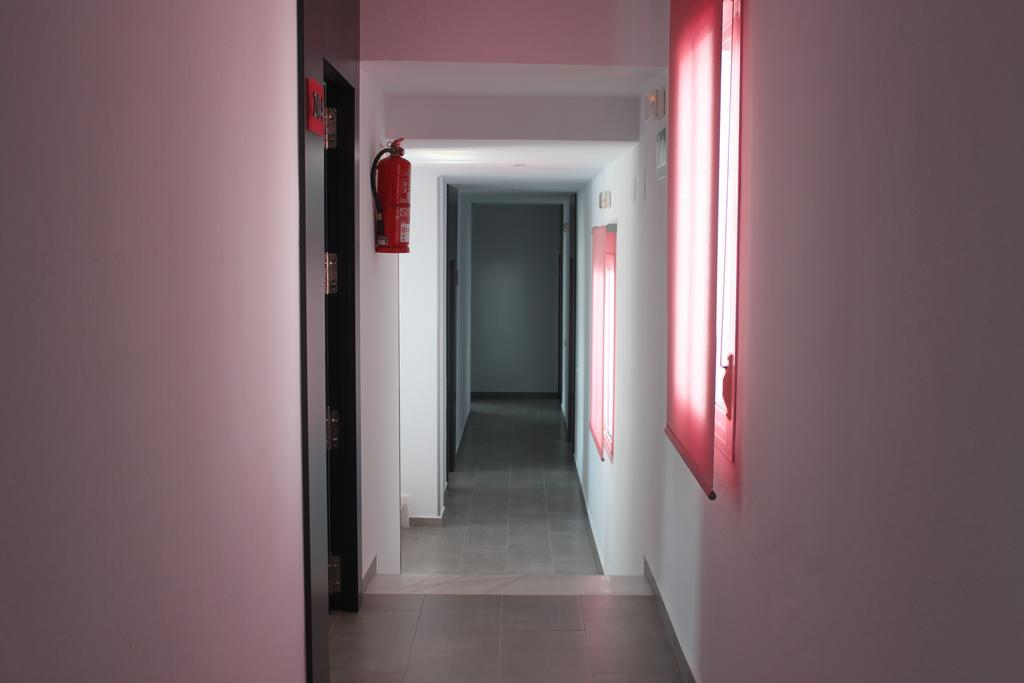Hostal El Yunque Conil De La Frontera Zewnętrze zdjęcie