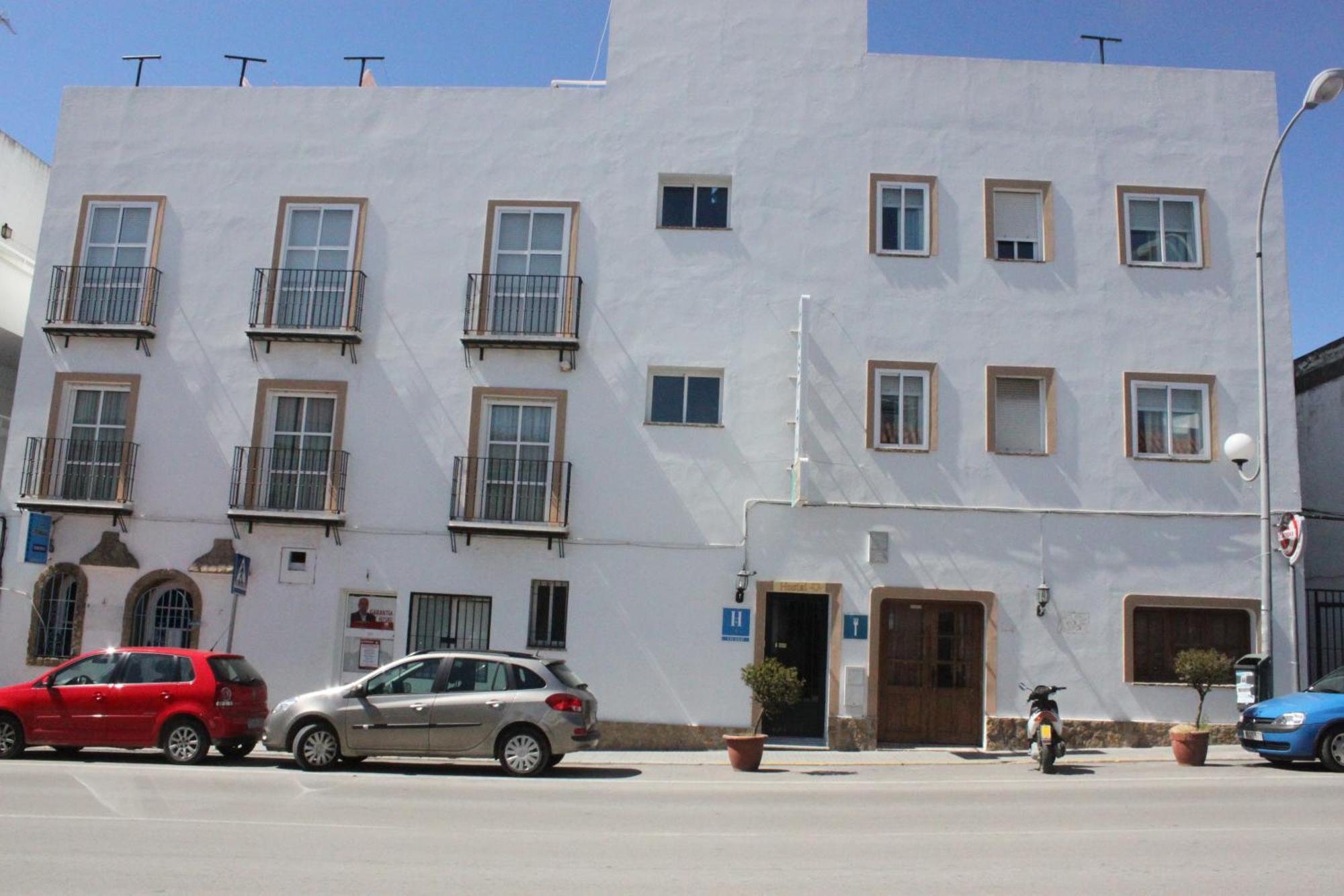 Hostal El Yunque Conil De La Frontera Zewnętrze zdjęcie