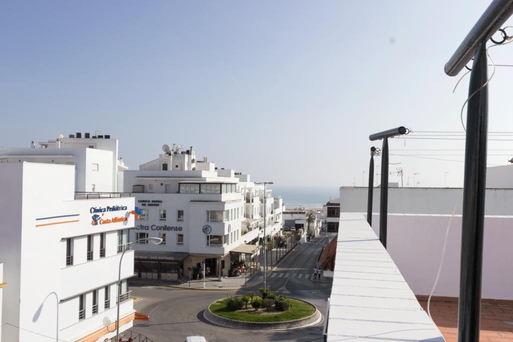 Hostal El Yunque Conil De La Frontera Zewnętrze zdjęcie